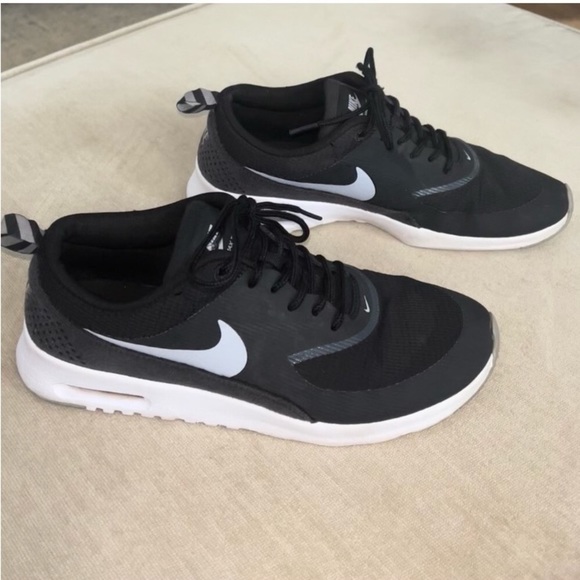 Nike Air Max Thea black/white/gray Womens size 9.5 - Picture 2 of 5